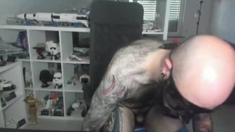 Robert online show from 09/10/25, 03:56