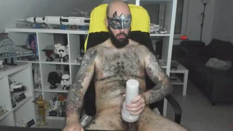 Robert online show from 10/17/25, 06:32