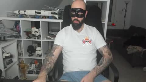 Robert online show from 12/03/25, 04:27