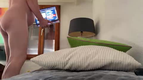 Jan online show from 03/25/26, 07:25