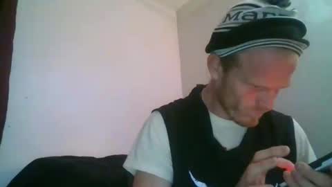 Justin Robinson online show from 11/19/25, 04:01