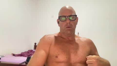 Snapshot of dirtydanlondon chatting on 02/25/26, 12:09 Dirtydanlondon online show from 02/25/26, 12:09