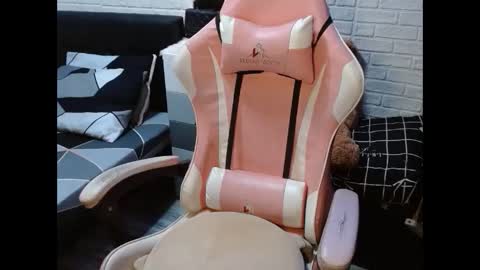 Snapshot of dirtylexa31 chatting on 12/02/24, 09:39 LEXA online show from 12/02/24, 09:39