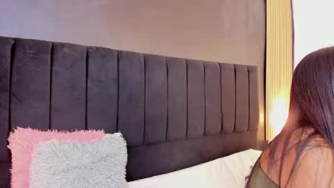 Soffie - Valentina - Yuya  Astro online show from 04/02/26, 11:02