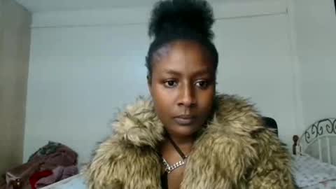 Snapshot of disah_002 chatting on 09/15/25, 12:38 disah_002 online show from 09/15/25, 12:38