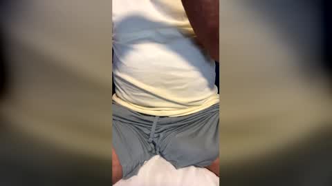 discretmature online show from 06/19/26, 03:27