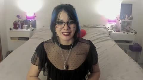 Lena online show from 10/23/25, 03:28