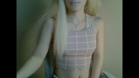 DitaMilton online show from 12/17/24, 03:49