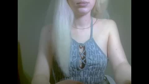 DitaMilton online show from 09/23/25, 07:28