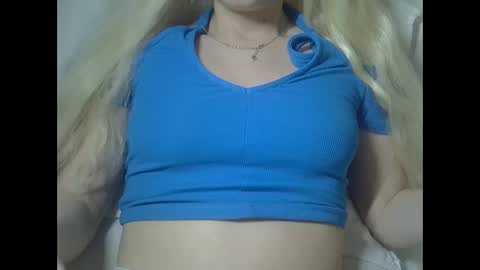 DitaMilton online show from 01/15/26, 07:50