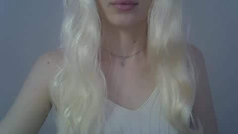 DitaMilton online show from 02/03/26, 01:38