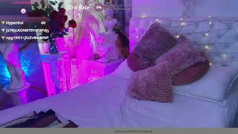 ditta_von_teesee_ online show from 04/28/26, 08:14