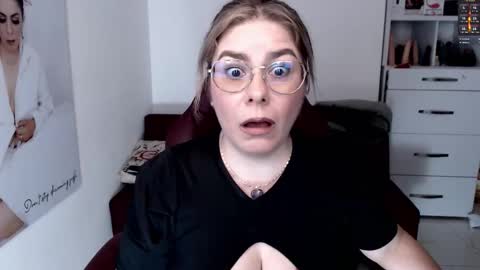 Diva online show from 10/10/25, 11:26