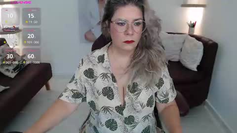 Snapshot of diva_milf chatting on 07/08/26, 09:58 Diva online show from 07/08/26, 09:58