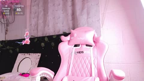 diva_x03 online show from 04/12/26, 01:21