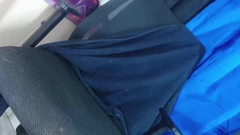 Snapshot of divaxxx4 chatting on 09/14/25, 07:40 divaxxx4 online show from 09/14/25, 07:40