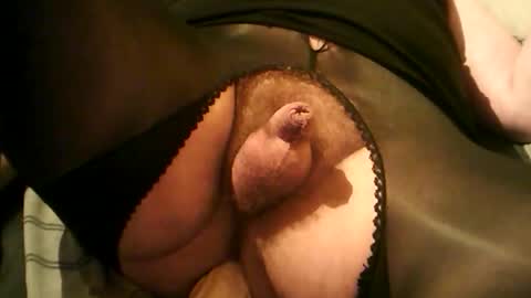 Snapshot of divimi chatting on 12/17/25, 09:26 divimi online show from 12/17/25, 09:26