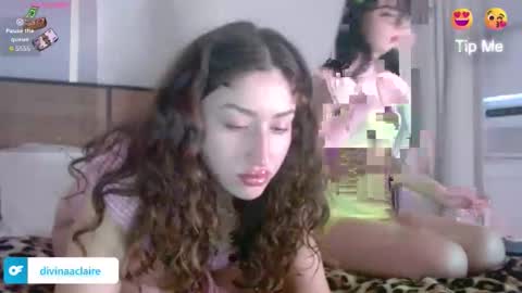 Snapshot of divinaaclaire chatting on 11/22/25, 11:59 Divina Claire online show from 11/22/25, 11:59