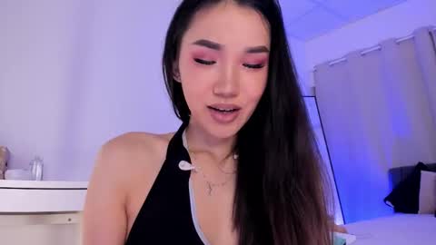 AKITA MEW MEW Follow  online show from 11/25/25, 07:30