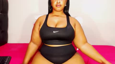 divinebooty93 online show from 02/10/26, 04:38