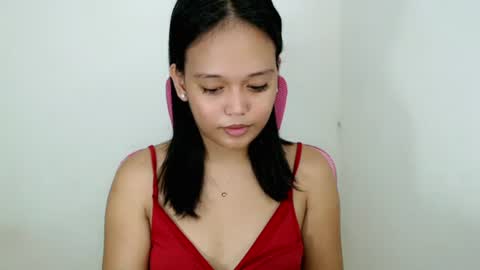 Snapshot of divinegoddness chatting on 07/27/26, 05:03 Crystal mae online show from 07/27/26, 05:03