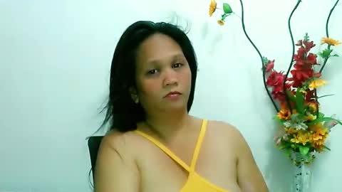 Snapshot of divinegrace10 chatting on 01/05/25, 03:11 Divine Grace Close To Your Hear online show from 01/05/25, 03:11