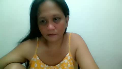 Snapshot of divinegrace10 chatting on 10/10/25, 12:15 Divine Grace Close To Your Hear online show from 10/10/25, 12:15