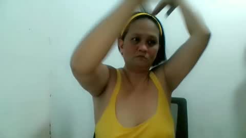 Snapshot of divinegrace10 chatting on 11/21/25, 03:16 Divine Grace Close To Your Hear online show from 11/21/25, 03:16