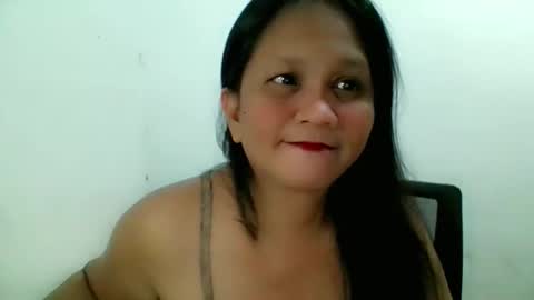 Snapshot of divinegrace10 chatting on 11/22/25, 03:05 Divine Grace Close To Your Hear online show from 11/22/25, 03:05