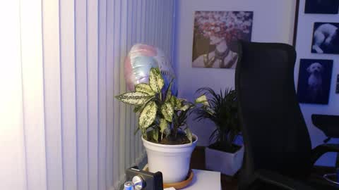 Hera online show from 01/16/26, 09:57