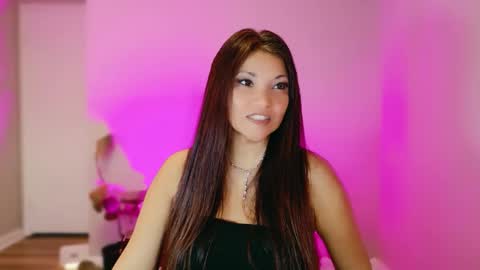 Snapshot of divinelynn chatting on 03/13/26, 02:01 DivineLynn online show from 03/13/26, 02:01