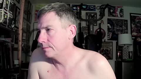 dix_handley_50 online show from 12/07/24, 01:07