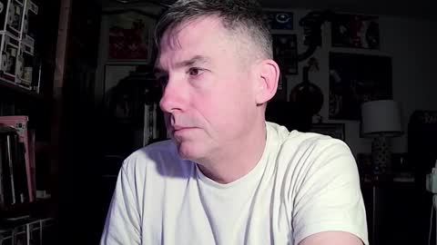 dix_handley_50 online show from 02/03/25, 12:47