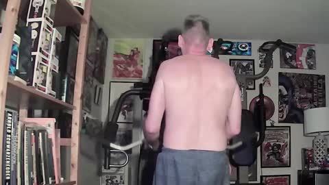 dix_handley_50 online show from 03/06/25, 02:41