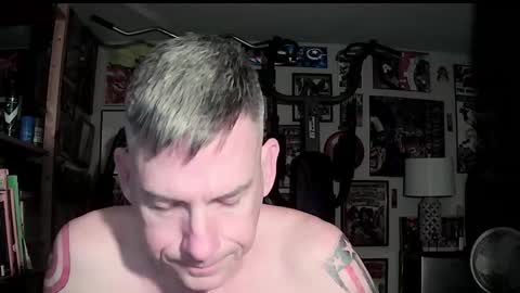 dix_handley_50 online show from 10/03/25, 10:56