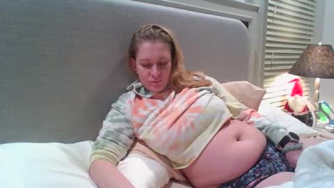 Snapshot of dixie_comanche chatting on 01/06/25, 04:15 dixie_comanche online show from 01/06/25, 04:15