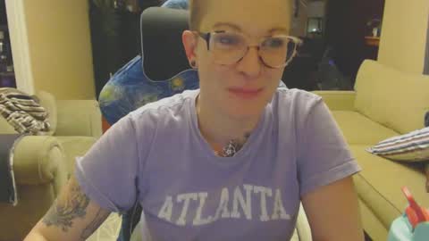 Snapshot of dixie_comanche chatting on 01/21/25, 03:37 dixie_comanche online show from 01/21/25, 03:37