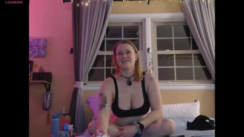 Snapshot of dixie_comanche chatting on 03/10/25, 12:29 dixie_comanche online show from 03/10/25, 12:29