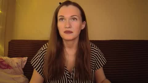 Snapshot of dixiemiller chatting on 12/20/24, 02:41 Dixiemiller online show from 12/20/24, 02:41