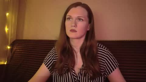 Snapshot of dixiemiller chatting on 02/10/25, 03:03 Dixiemiller online show from 02/10/25, 03:03