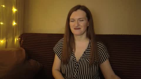 Snapshot of dixiemiller chatting on 02/11/25, 05:26 Dixiemiller online show from 02/11/25, 05:26