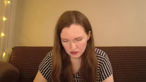 Snapshot of dixiemiller chatting on 03/10/25, 02:50 Dixiemiller online show from 03/10/25, 02:50