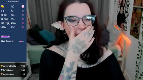 Snapshot of dixipixi_ chatting on 01/03/25, 08:43 dixipixi_ online show from 01/03/25, 08:43