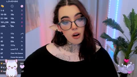 Snapshot of dixipixi_ chatting on 01/19/25, 08:39 dixipixi_ online show from 01/19/25, 08:39