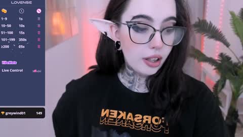 Snapshot of dixipixi_ chatting on 01/25/25, 05:51 dixipixi_ online show from 01/25/25, 05:51