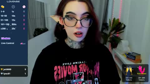 Snapshot of dixipixi_ chatting on 02/22/25, 09:12 dixipixi_ online show from 02/22/25, 09:12