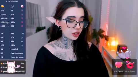 Snapshot of dixipixi_ chatting on 03/09/25, 08:40 dixipixi_ online show from 03/09/25, 08:40