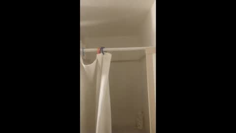 Snapshot of dixonbird41 chatting on 03/10/25, 01:01 dixonbird41 online show from 03/10/25, 01:01