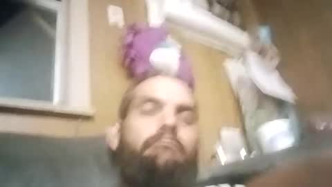 Snapshot of dixonbird41 chatting on 09/10/25, 07:30 dixonbird41 online show from 09/10/25, 07:30