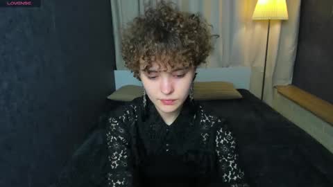 Dizer online show from 02/19/25, 03:38